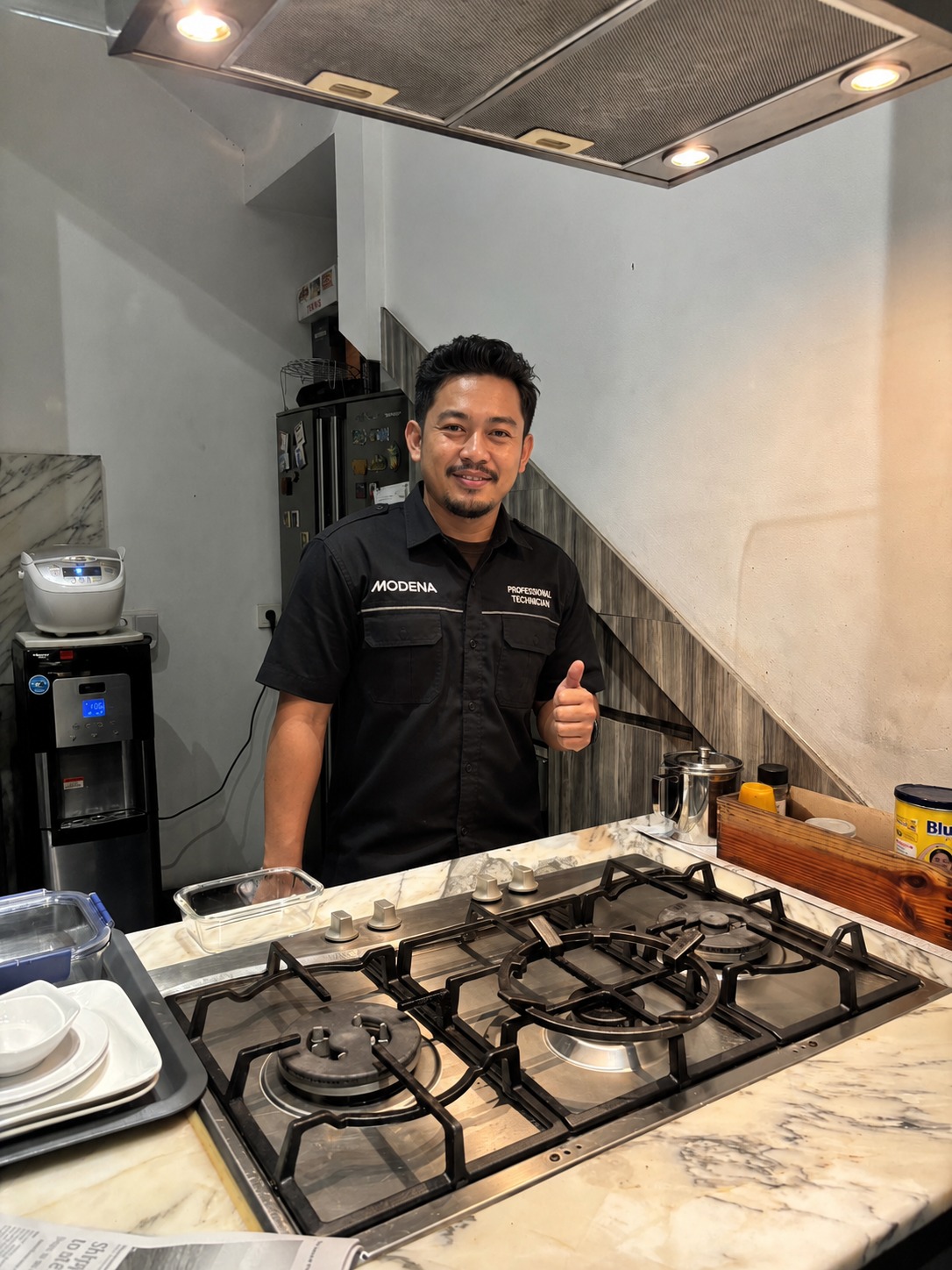 Pengerjaan service kompor tanam